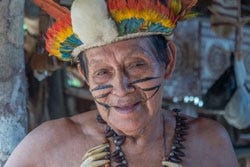 Indiaanse sjamaan of medicijnman Indiaanse sjamaan of medicijnman