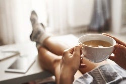 Ontspannen kopje thee drinken Ontspannen kopje thee drinken