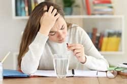 Studerende jonge vrouw Studerende jonge vrouw