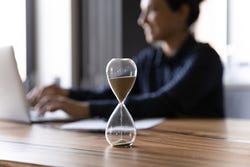 Slaapdruk werkt als een zandloper Slaapdruk werkt als een zandloper