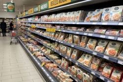 Supermarktschap met vleesvervangers