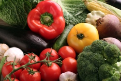 Broccoli, paprika's, tomaten, uien, rode bieten