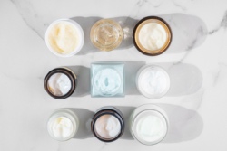 Schoonheidsproducten met enzymen Schoonheidsproducten met enzymen