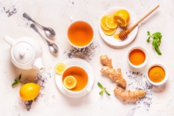 Groene thee met kurkuma