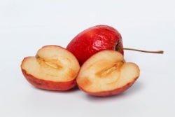 Appel die bruin wordt, dus aan het oxideren is Appel die bruin wordt, dus aan het oxideren is