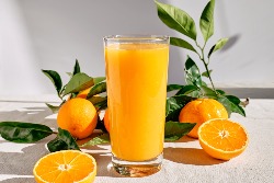 Sinaasappels en vers sinaasappelsap